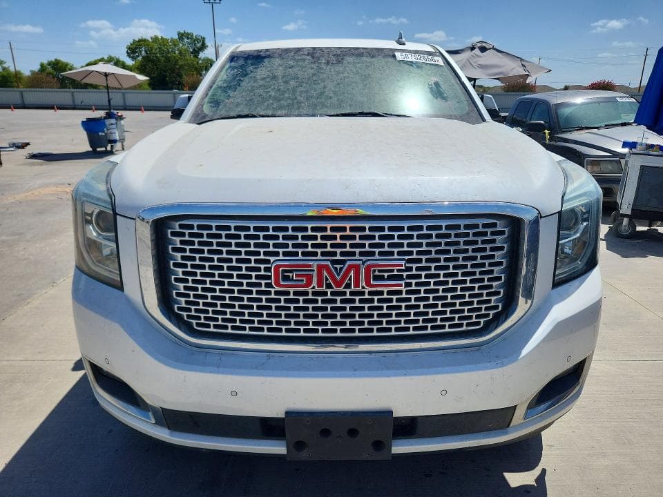2017 GMC YUKON DENALI 5