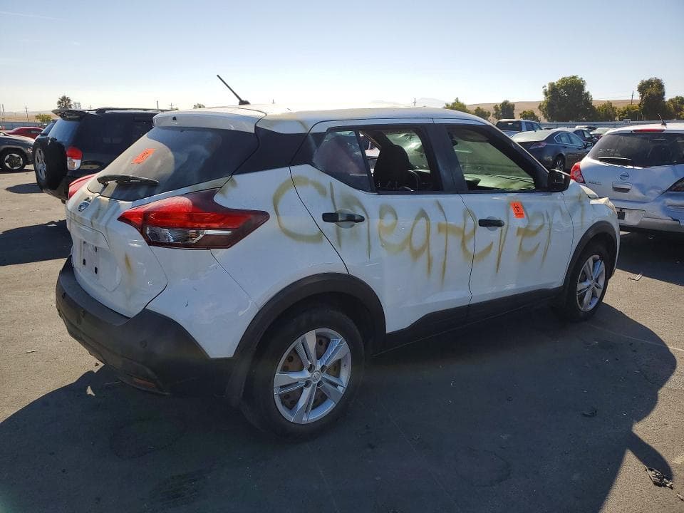 2020 NISSAN KICKS S 3