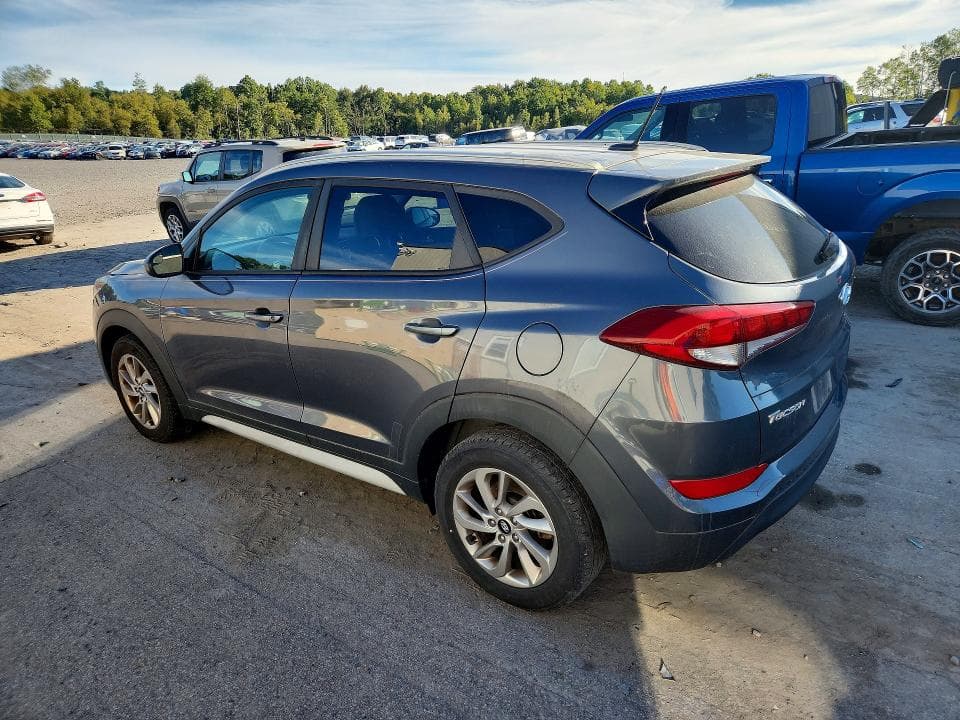 2017 HYUNDAI TUCSON SE 2