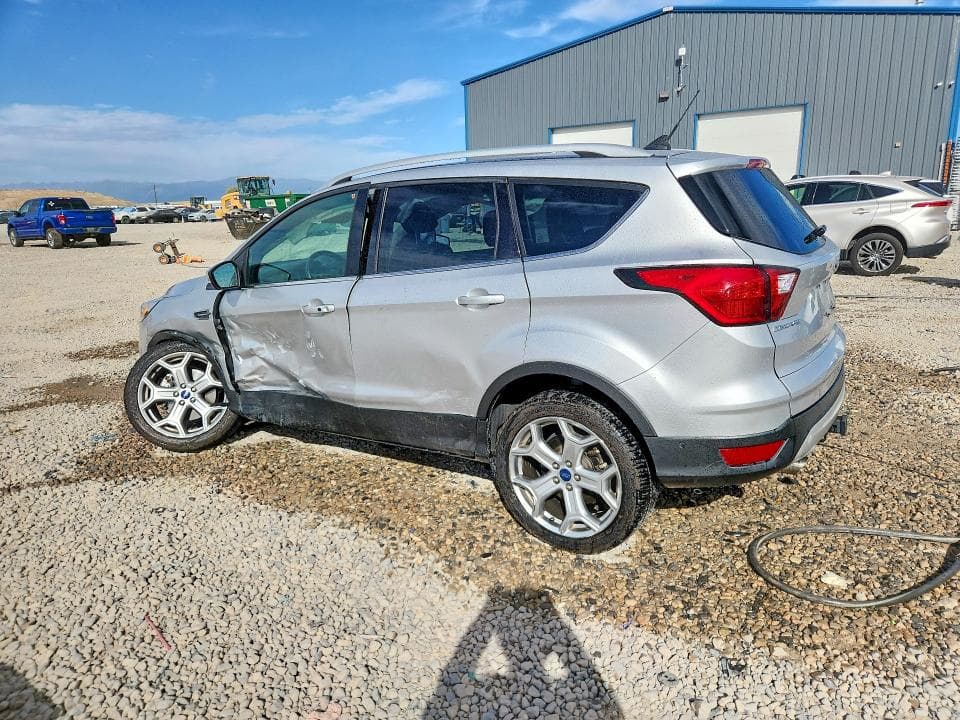 2019 FORD ESCAPE TITANIUM 2