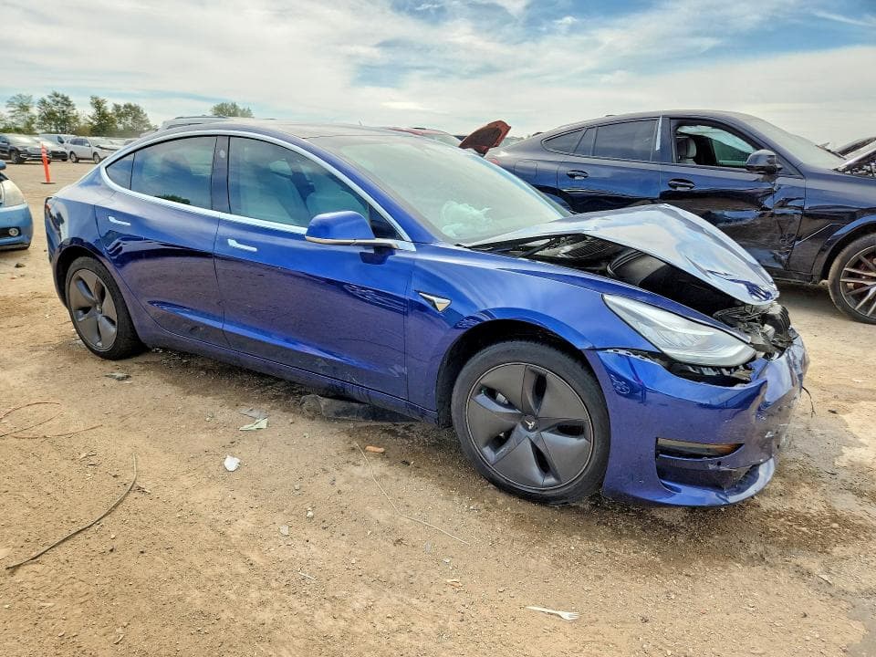 2020 TESLA MODEL 3 4
