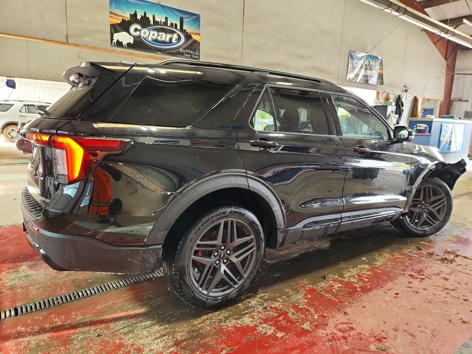 2026 FORD EXPLORER ST-LINE 3