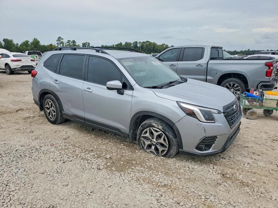 2024 SUBARU FORESTER PREMIUM 4