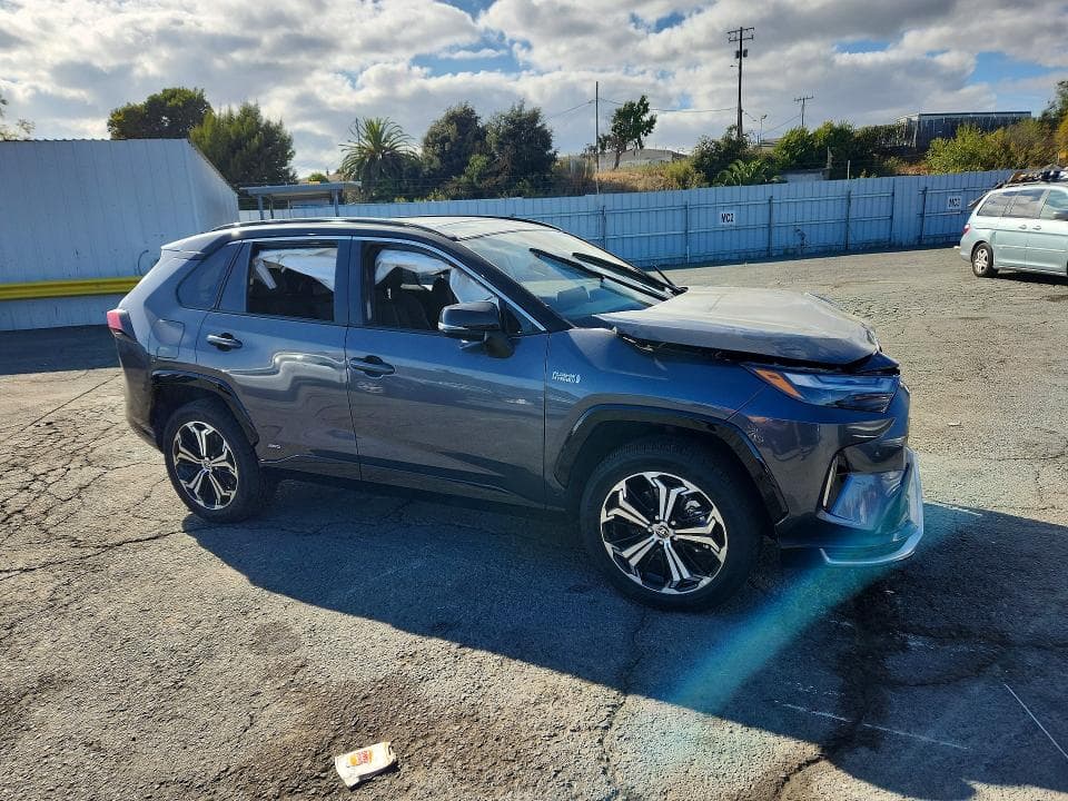 2023 TOYOTA RAV4 PRIME XSE 4