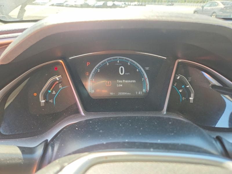 2018 HONDA CIVIC EX 9