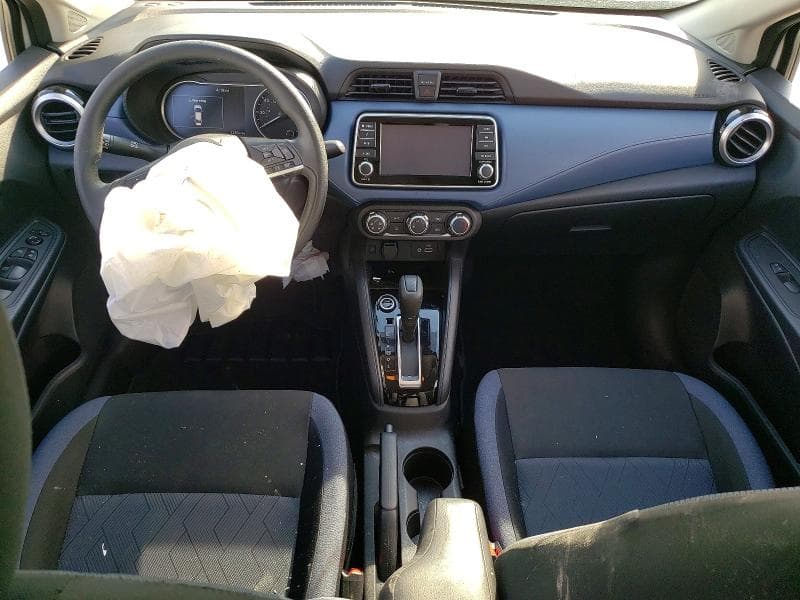 2025 NISSAN VERSA SV 8