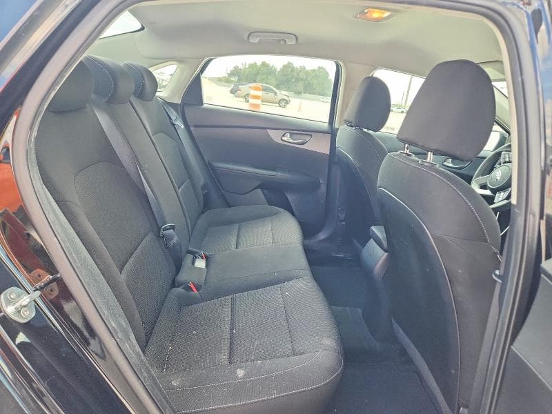 2021 KIA FORTE LXS 10
