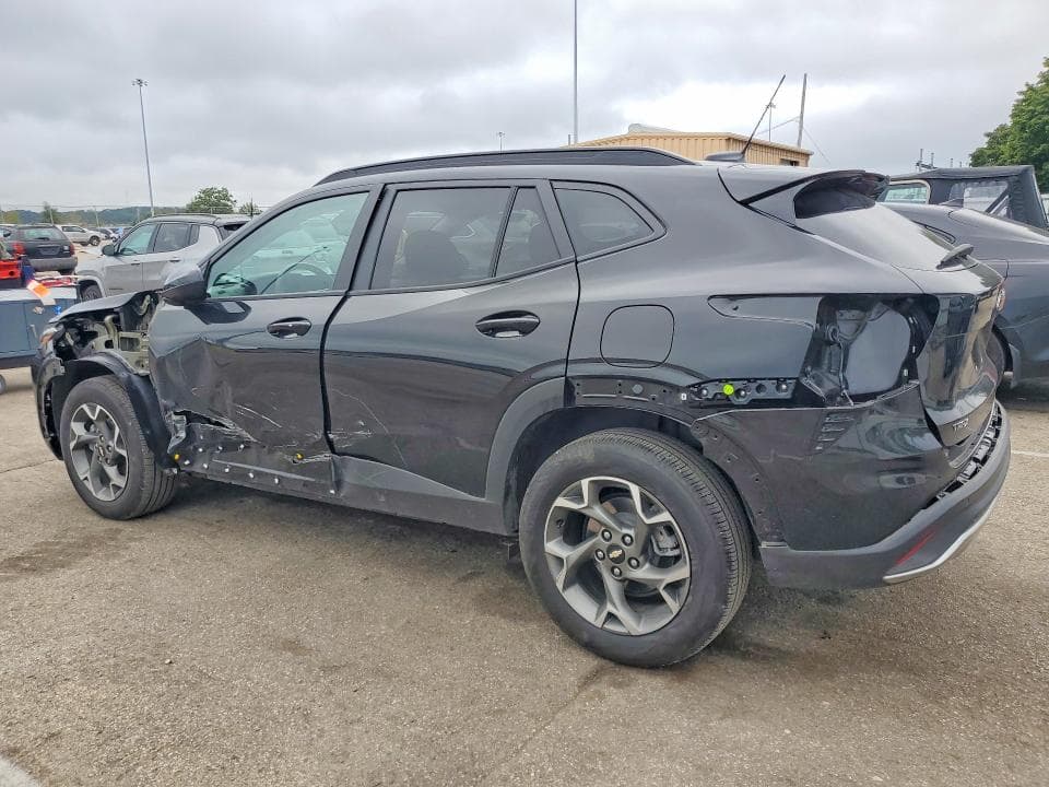 2025 CHEVROLET TRAX 1LT 2