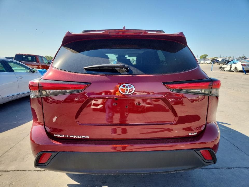 2023 TOYOTA HIGHLANDER XLE 6