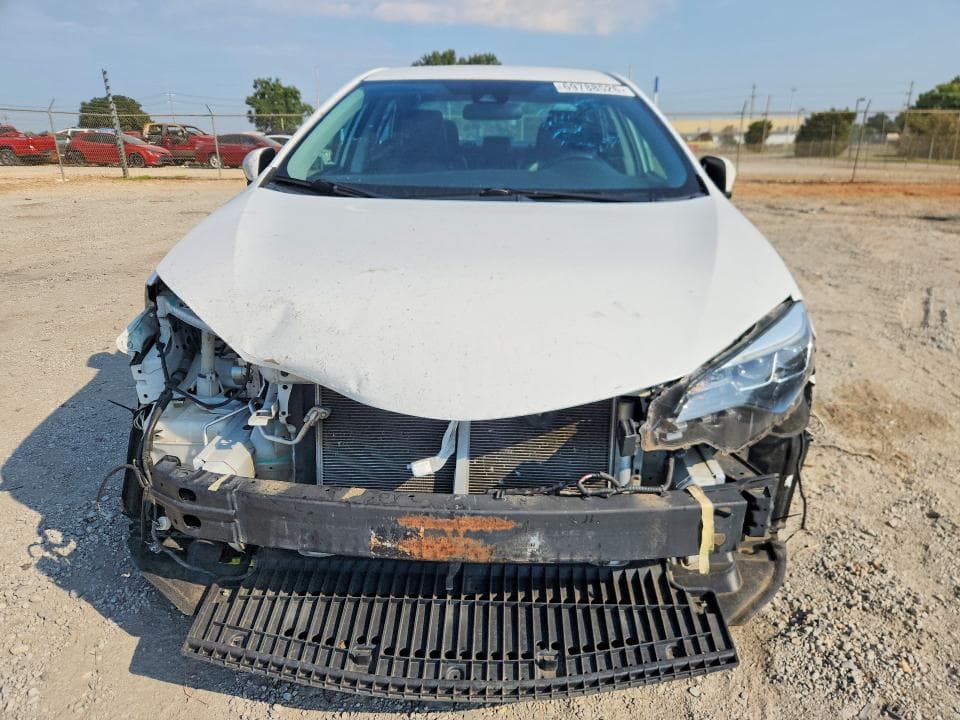 2017 TOYOTA COROLLA SE 5