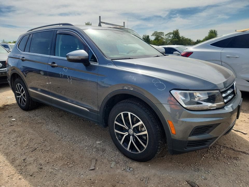 2021 VOLKSWAGEN TIGUAN SE 4