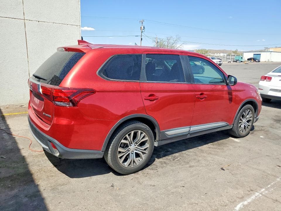 2018 MITSUBISHI OUTLANDER ES 3