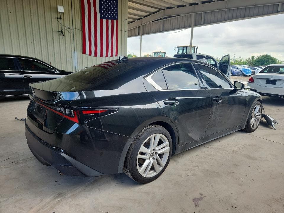 2021 LEXUS IS 300 3