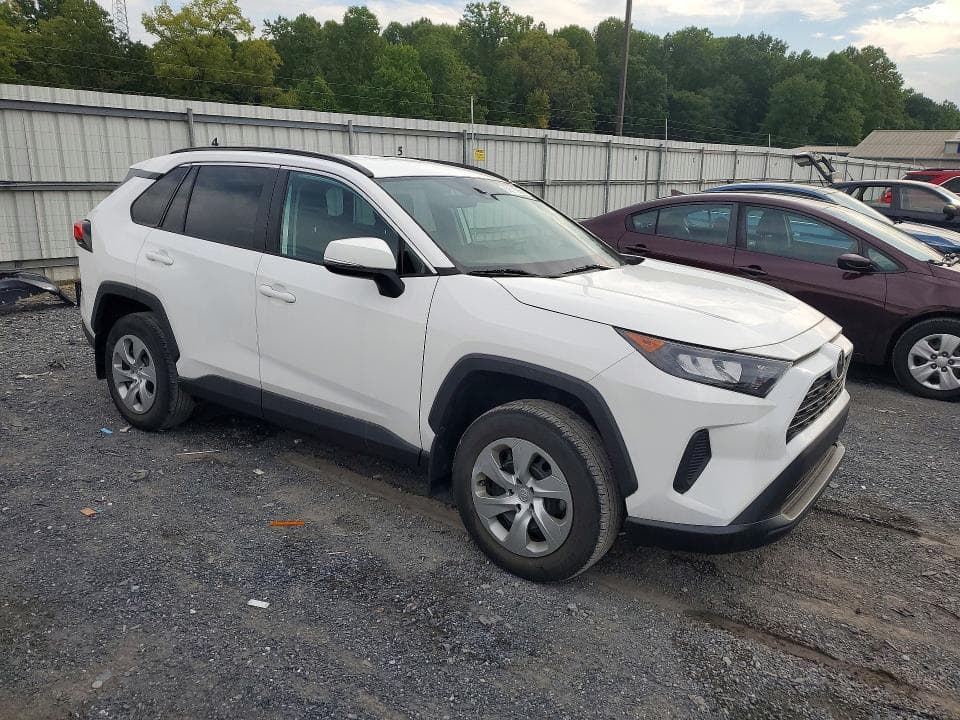 2021 TOYOTA RAV4 LE 4