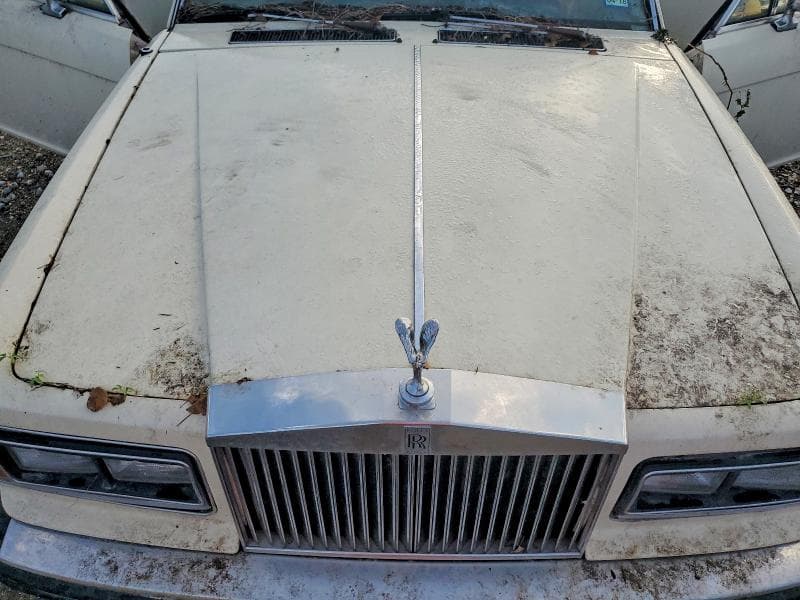 1982 ROLLS-ROYCE SILVER SPIRIT 11