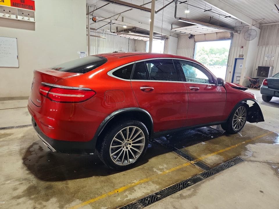 2018 MERCEDES-BENZ GLC COUPE 300 4MATIC 3
