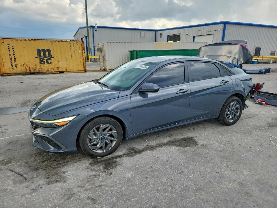 2024 HYUNDAI ELANTRA SEL - 1