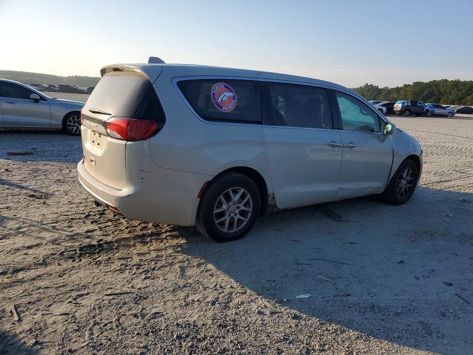 2020 CHRYSLER PACIFICA TOURING 3