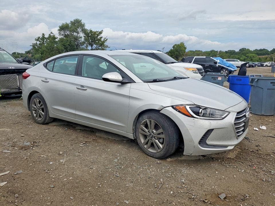 2018 HYUNDAI ELANTRA SEL 4