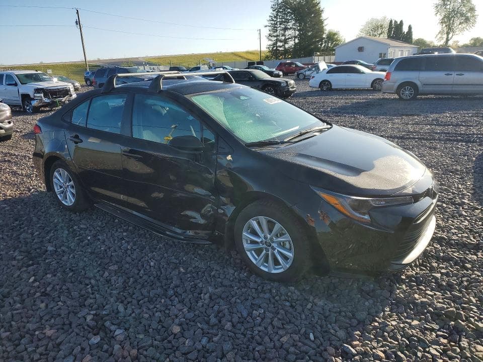 2026 TOYOTA COROLLA LE 4