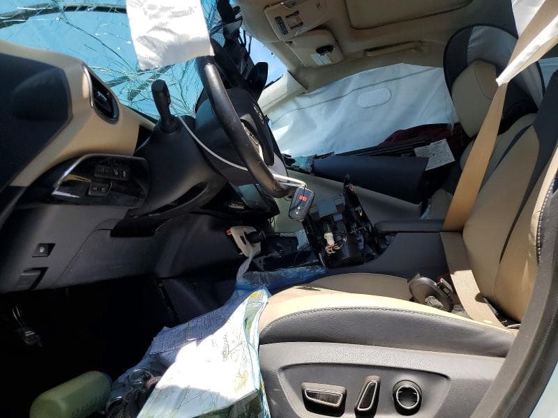 2018 TOYOTA PRIUS FOUR 7