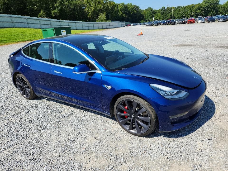 2020 TESLA MODEL 3 4