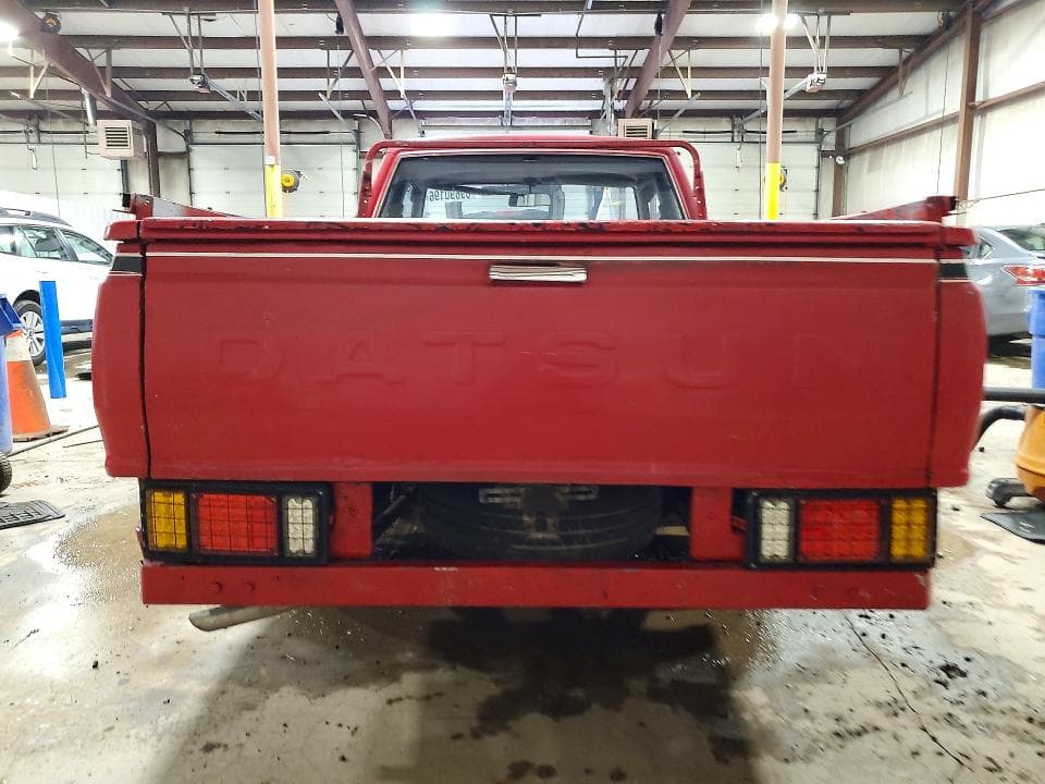 1981 DATSUN 720 KING CAB 6