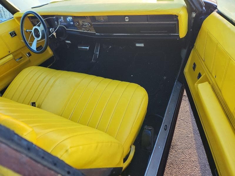 1975 OLDSMOBILE DELTA 88 8