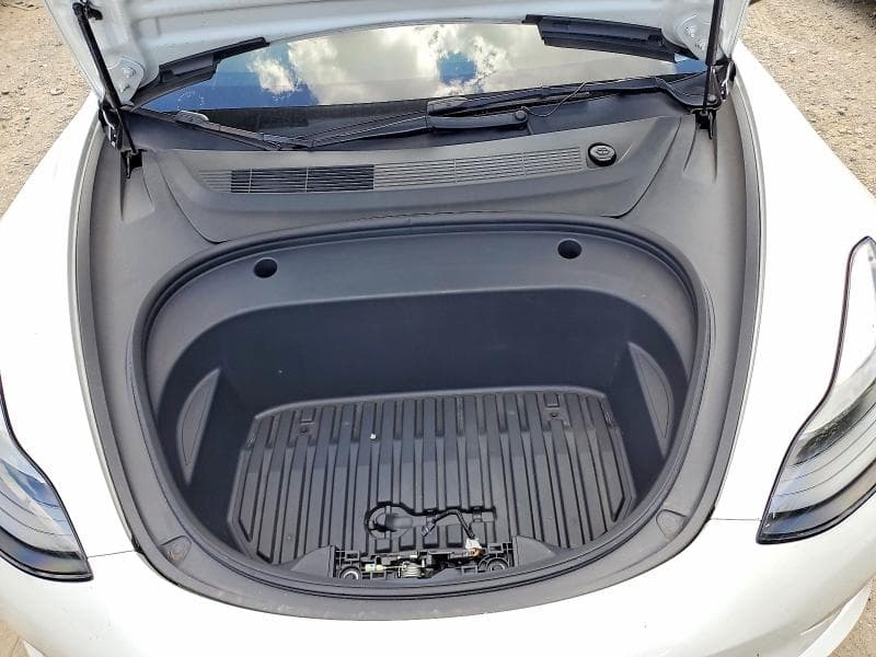 2022 TESLA MODEL 3 11