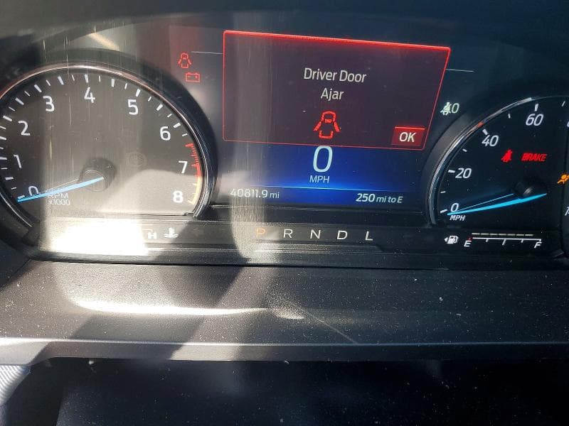 2023 FORD EXPLORER XLT 9