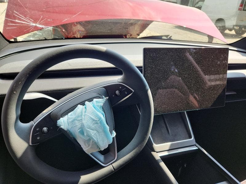 2026 TESLA MODEL Y 9