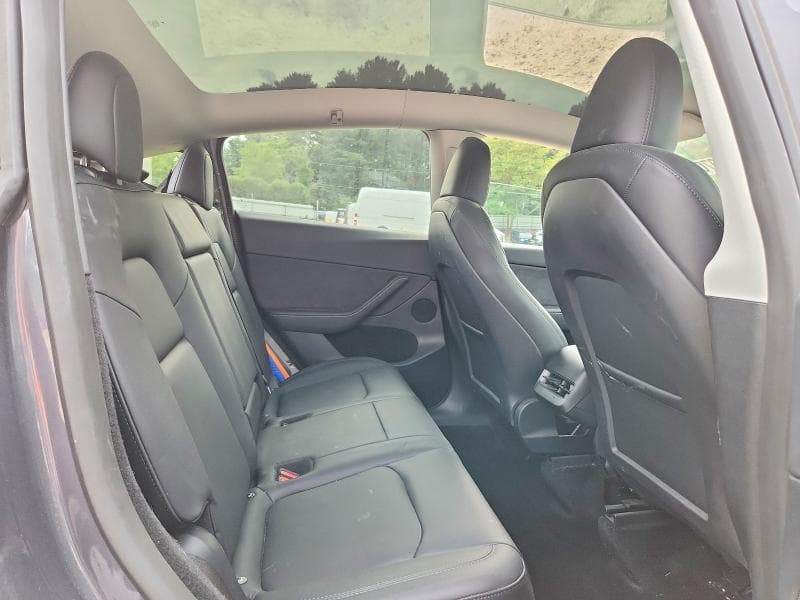 2023 TESLA MODEL Y 10