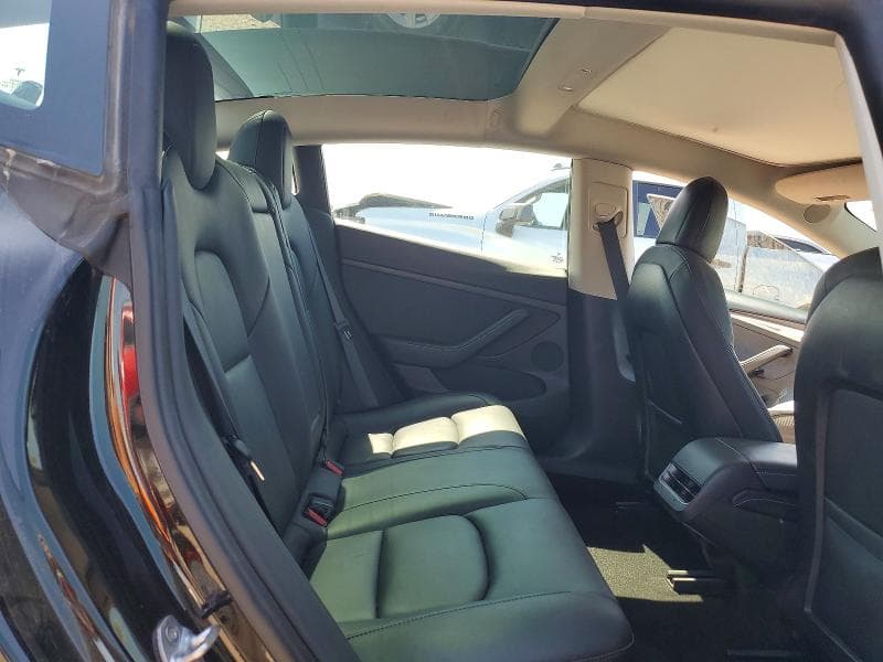 2022 TESLA MODEL 3 10
