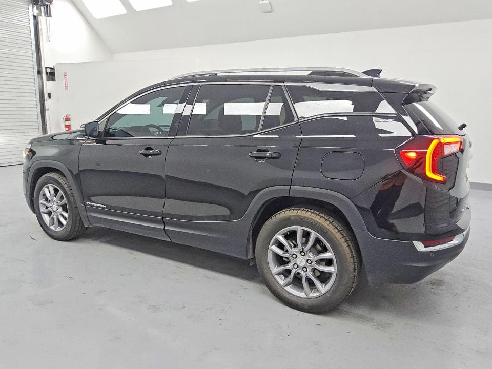 2022 GMC TERRAIN SLT 2