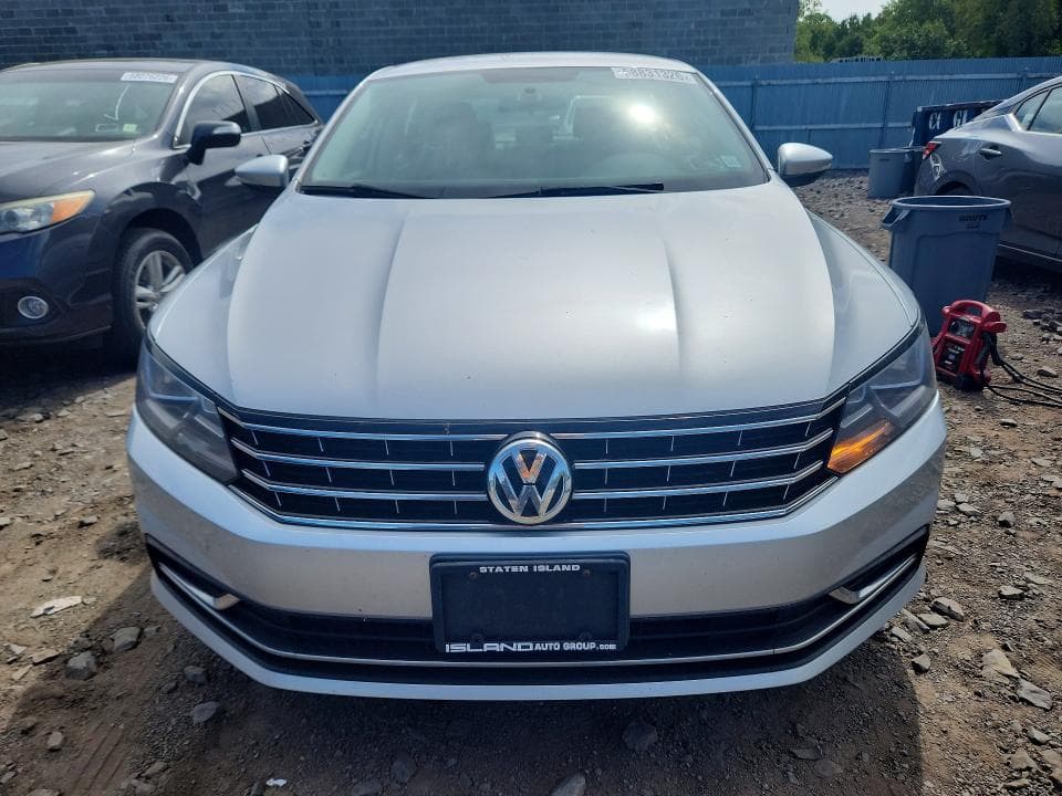 2017 VOLKSWAGEN PASSAT S 5