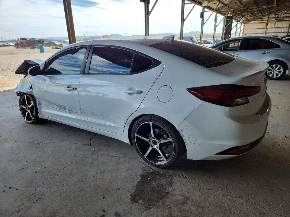 2020 HYUNDAI ELANTRA SEL 2