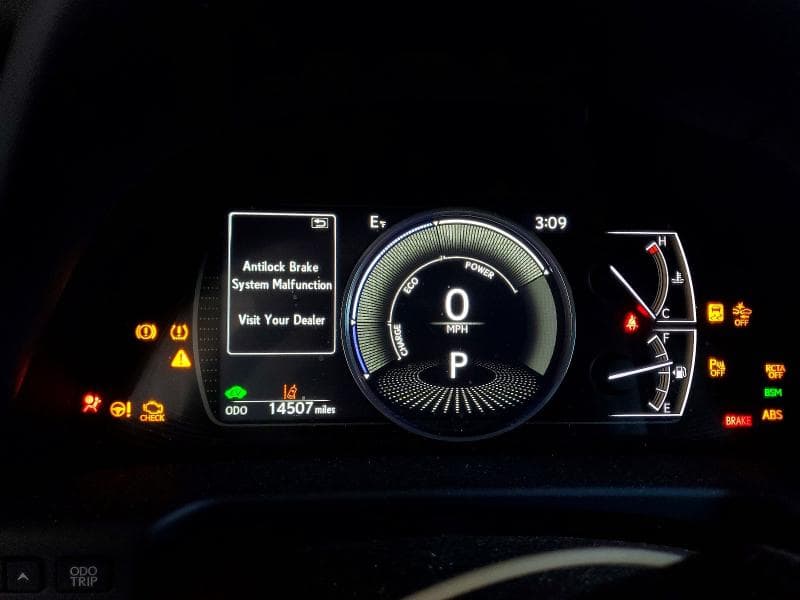 2019 LEXUS ES 300H 9