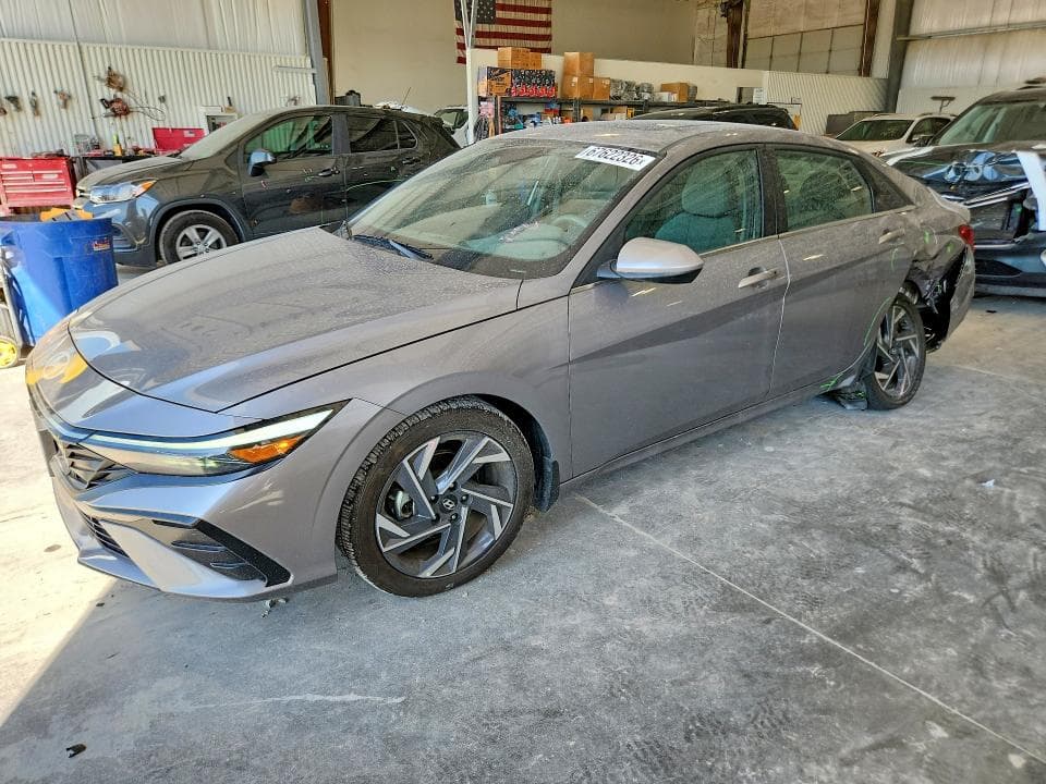 2025 HYUNDAI ELANTRA SEL - 1
