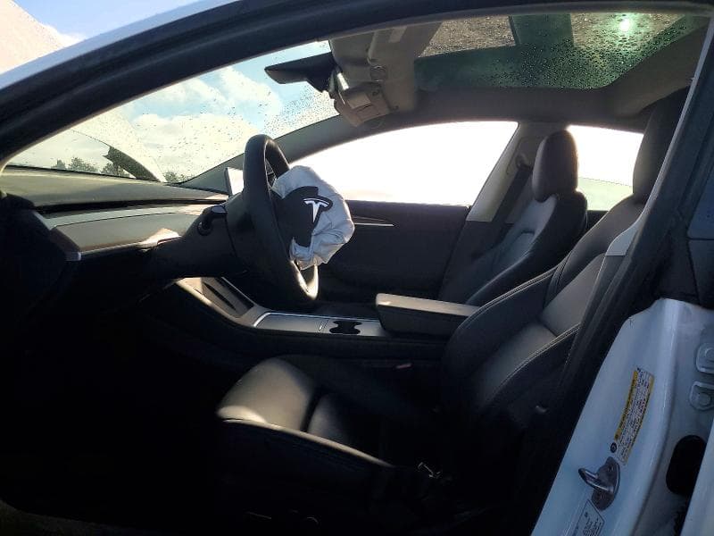 2023 TESLA MODEL 3 7