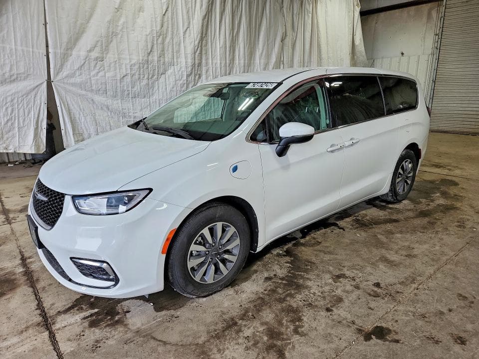 2023 CHRYSLER PACIFICA HYBRID TOURING L - 1