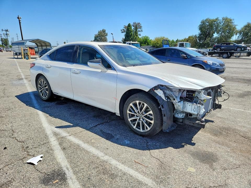 2022 LEXUS ES 300H BASE 4