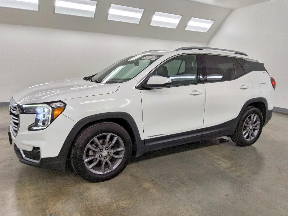 2023 GMC TERRAIN SLT - 1