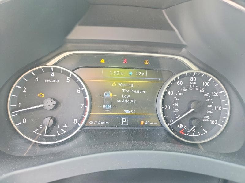 2017 NISSAN MURANO S 9