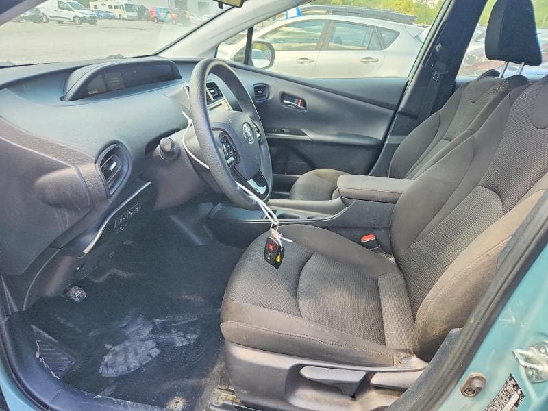 2019 TOYOTA PRIUS LE 7