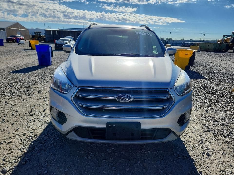 2018 FORD ESCAPE SE 5