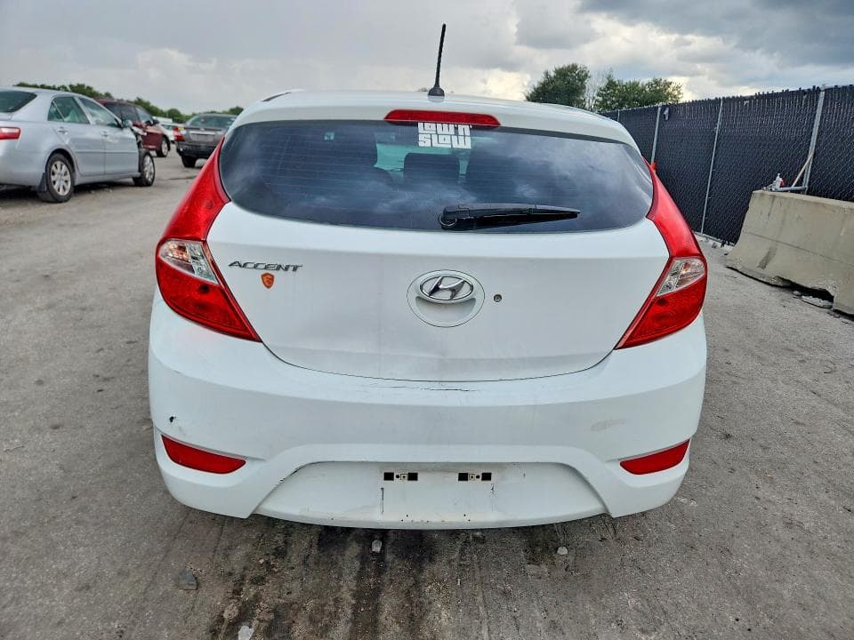 2017 HYUNDAI ACCENT SE 6