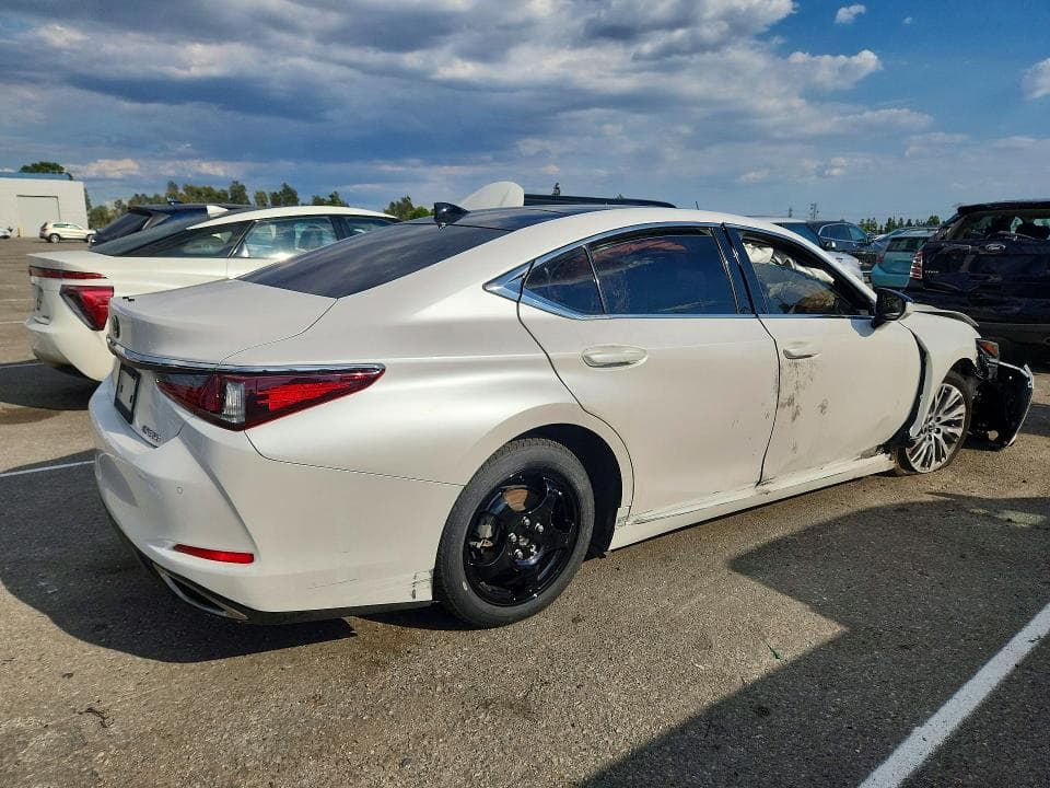 2020 LEXUS ES 350 3