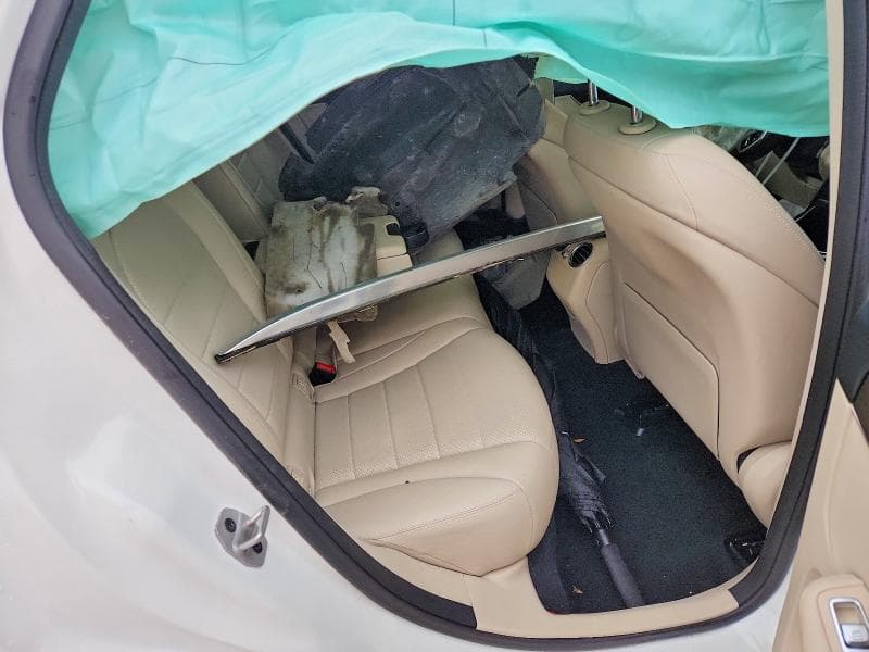 2021 MERCEDES-BENZ GLC 300 10