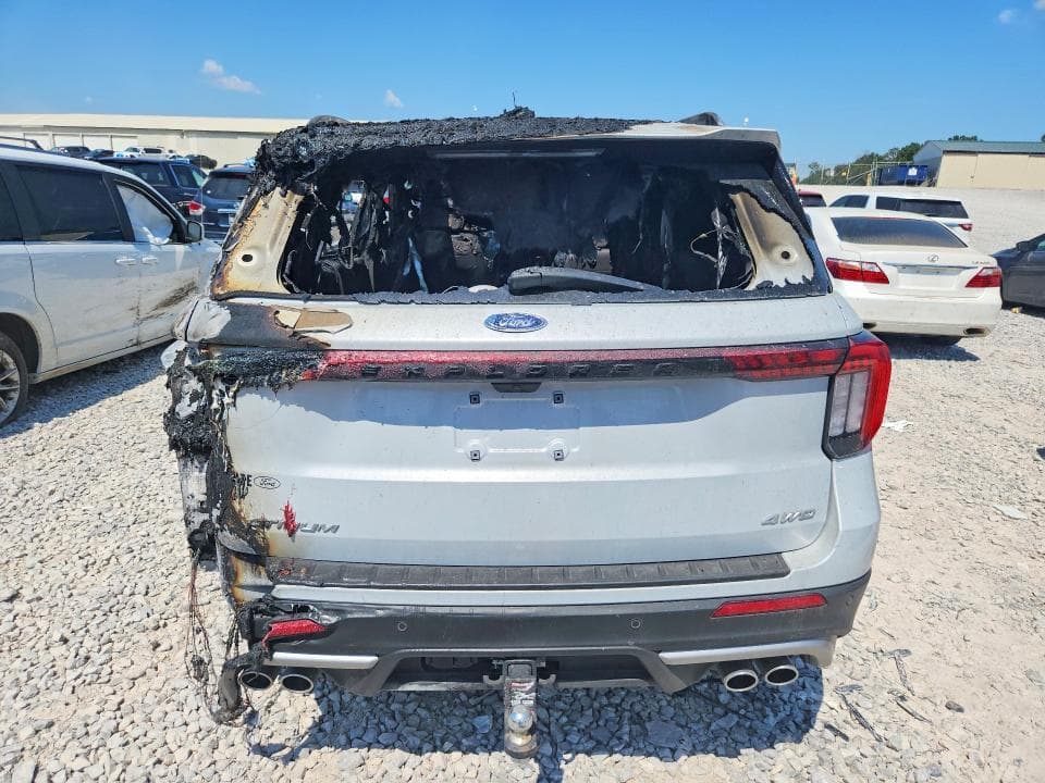 2025 FORD EXPLORER PLATINUM 6