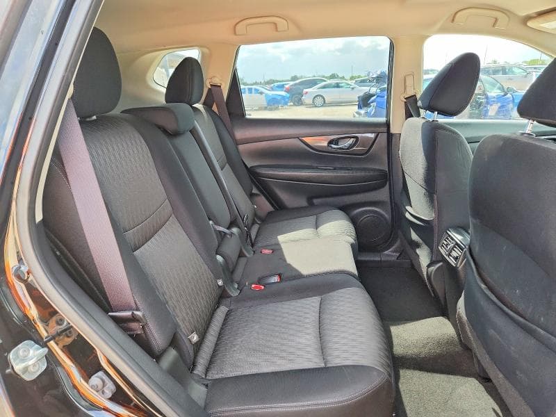 2020 NISSAN ROGUE SV 11